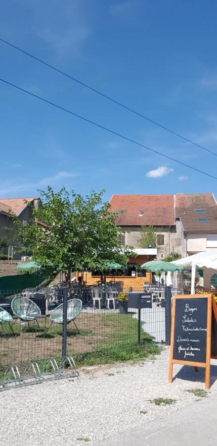 Duplex dans la vallée Besançon Extérieur photo